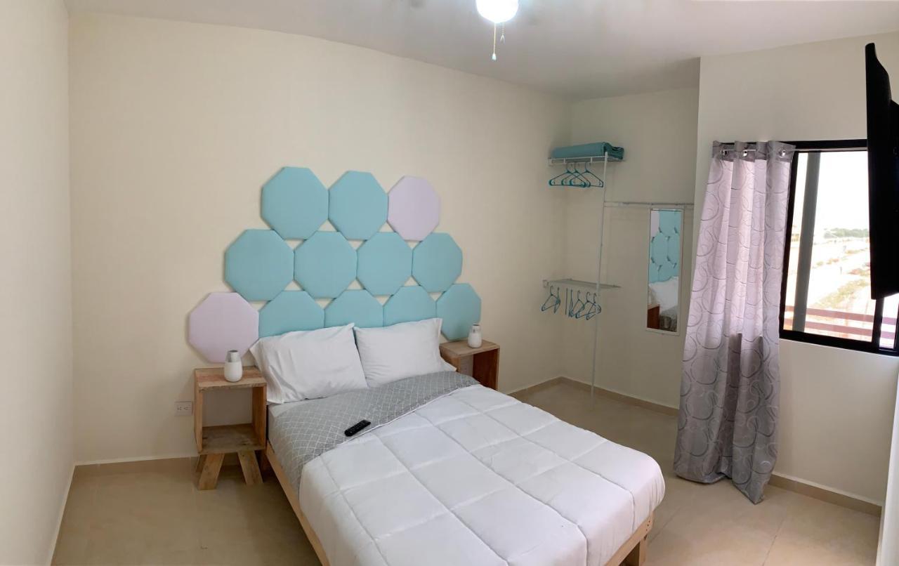 Yellowsub Apartments Cancun Exterior photo